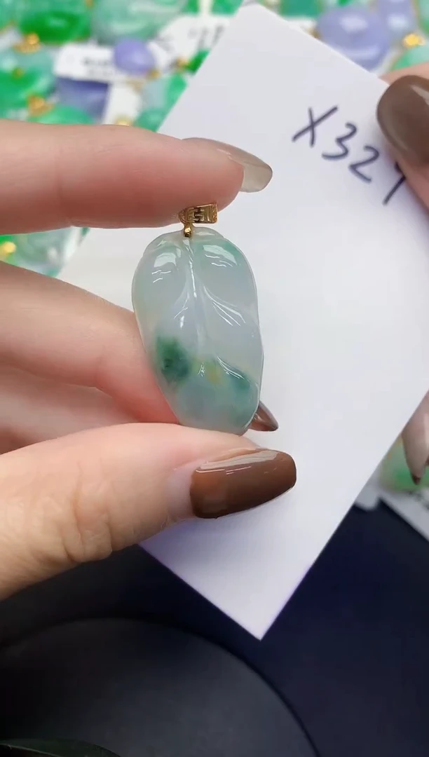 颈饰未镶嵌翡翠缅甸天然翡翠A货