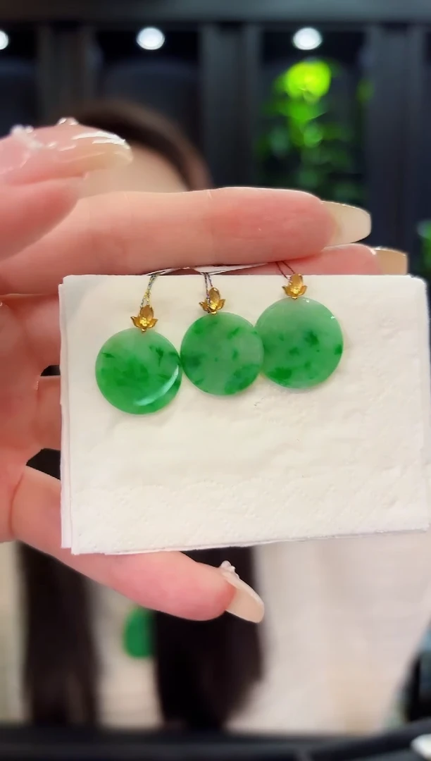 翡翠18K金镶嵌颈饰缅料A货/多样性发货/一件