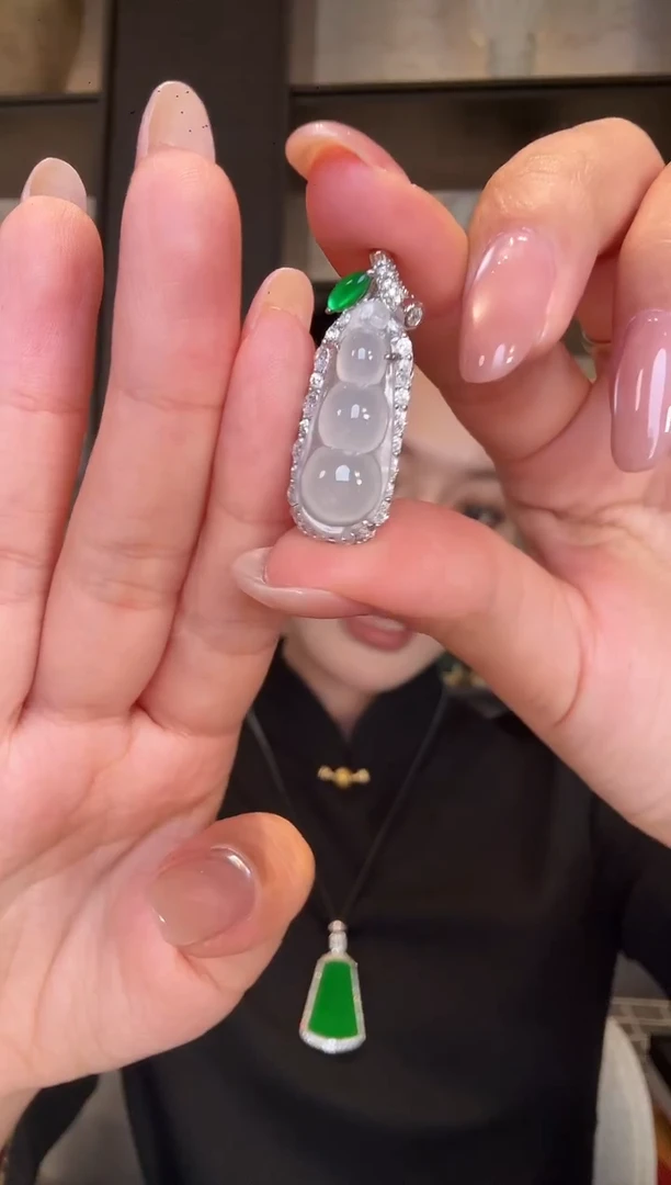 颈饰银S925镶嵌翡翠36