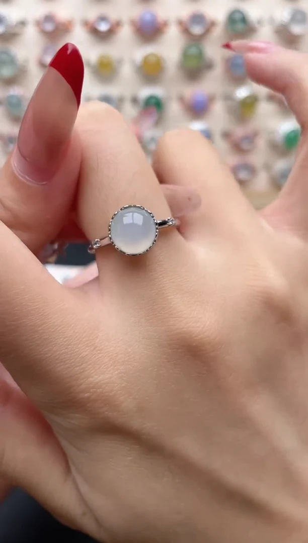 【闪购商品】翡翠戒指银S925镶嵌一物一证一礼盒