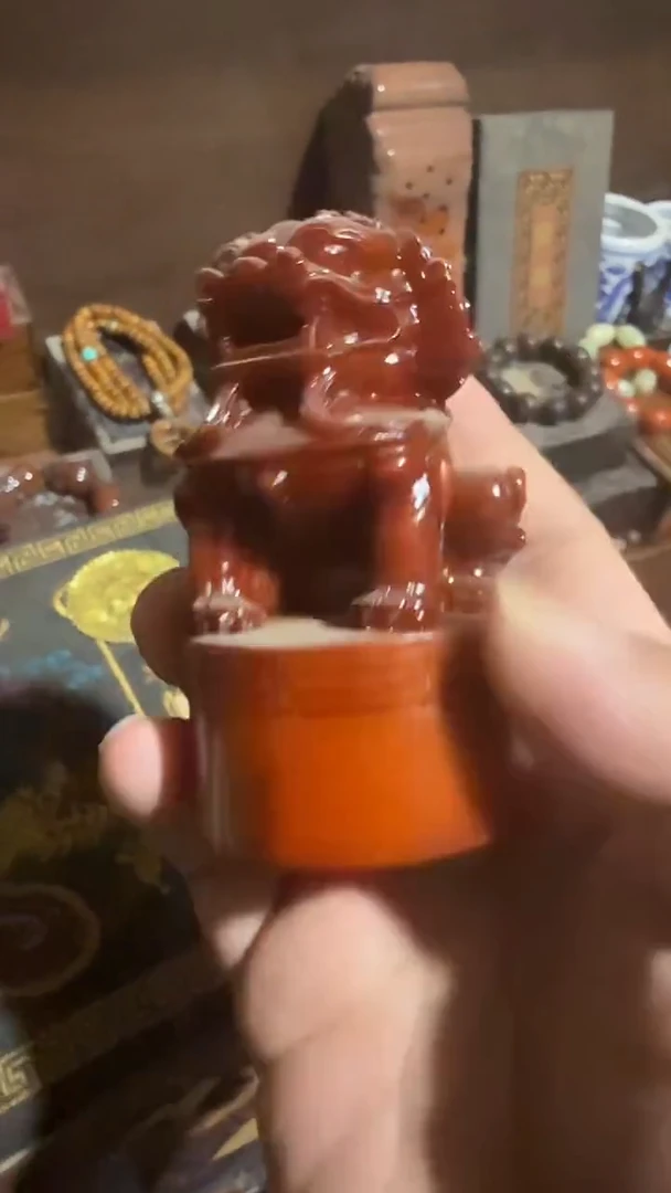 香榧木     坐狮小章
