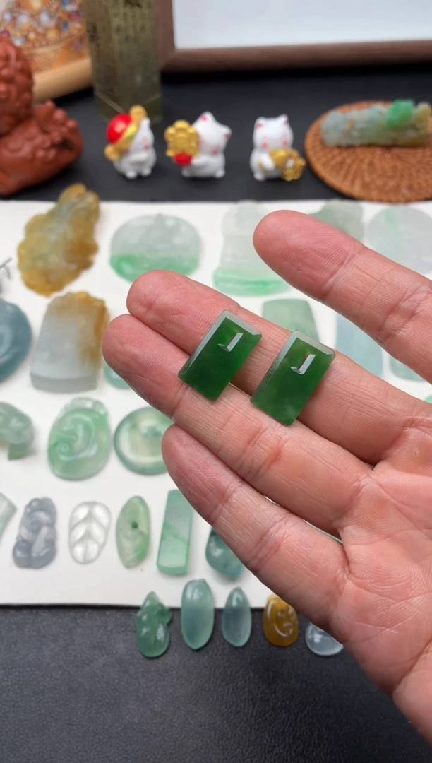 未镶嵌定制翡翠翡翠