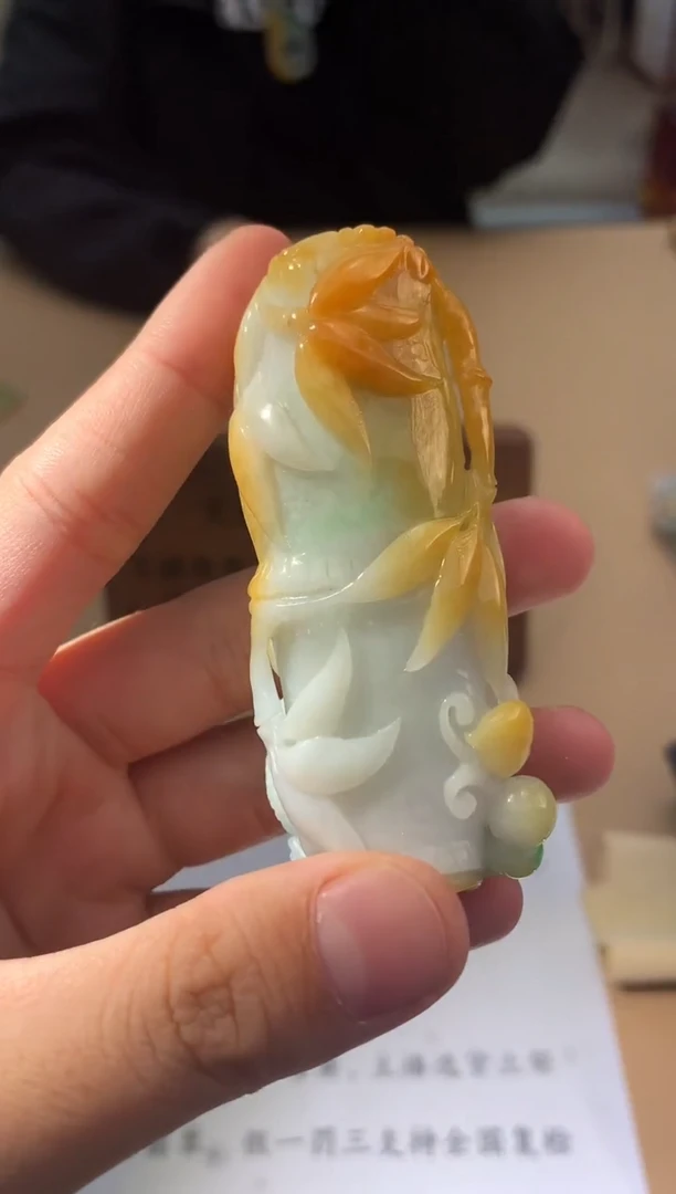 颈饰未镶嵌翡翠翡翠挂件 多样性发一件