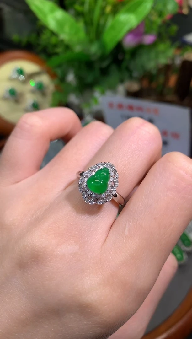 【闪购商品】翡翠戒指18K金镶嵌戒指