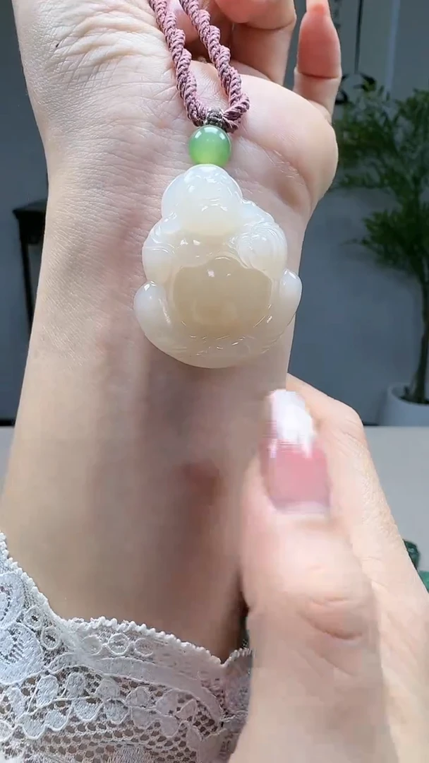 未镶嵌和田玉挂件1