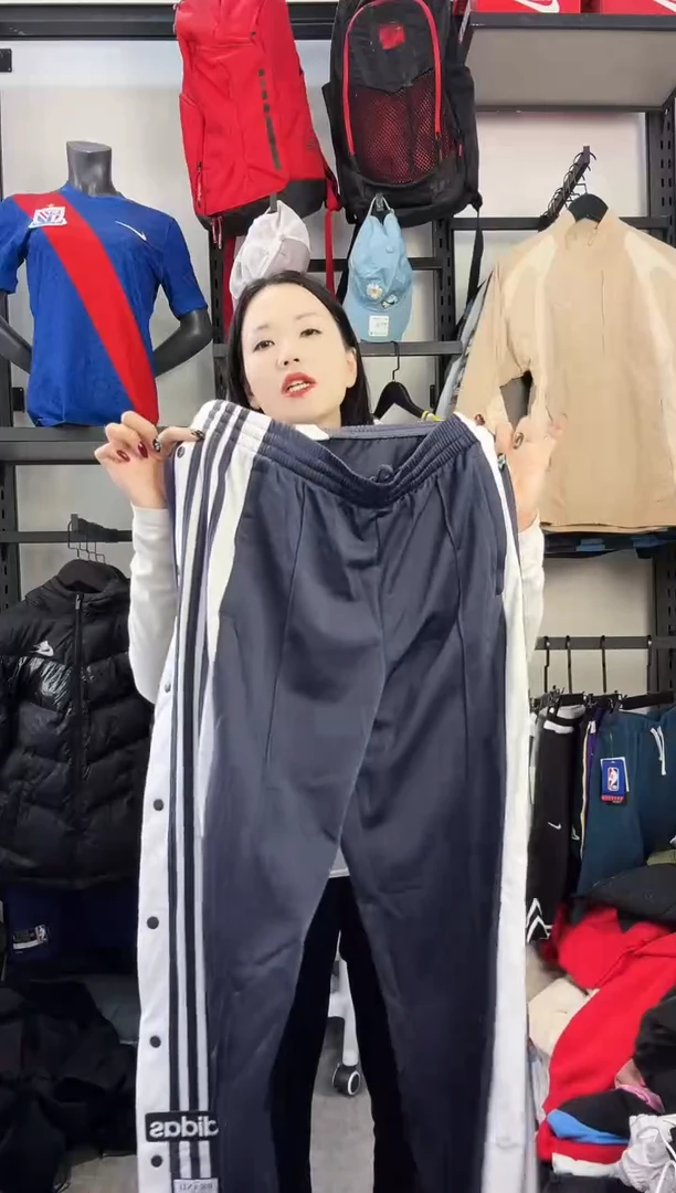 254 闪购编码  阿迪运动卫衣裤以直播间过款为准 尺码. 170