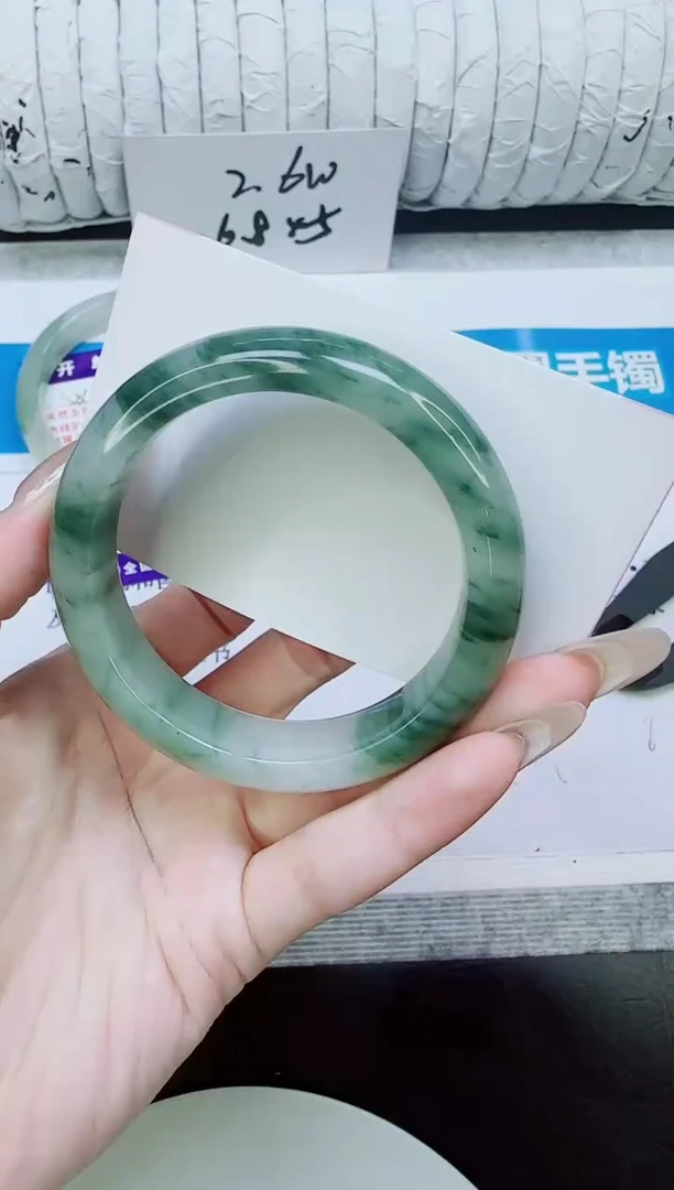 未镶嵌手镯石英质玉305/54