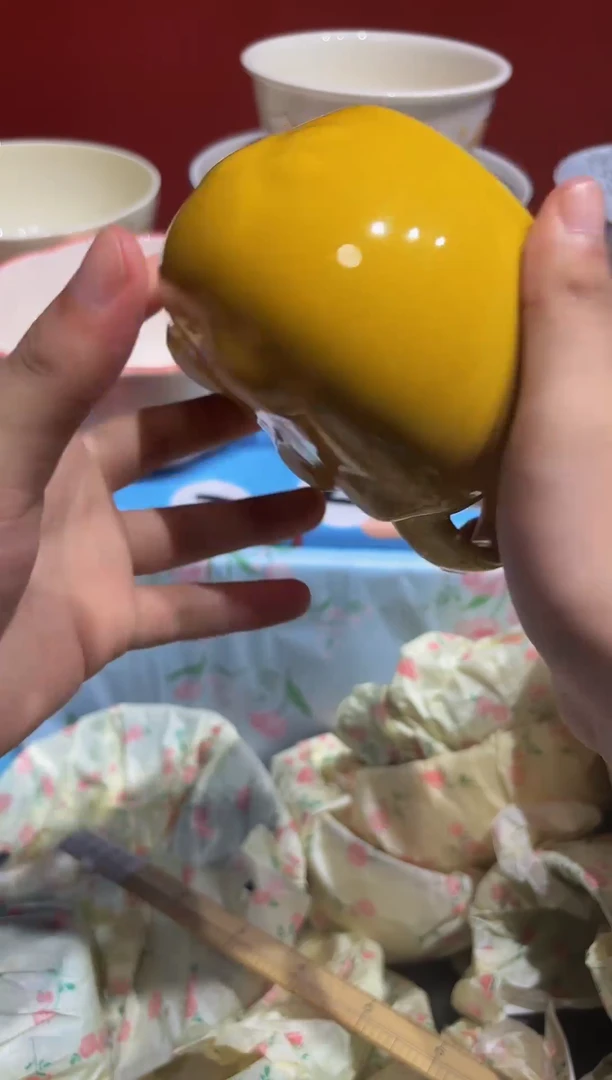 瓷片默认微瑕瓷器瓷片