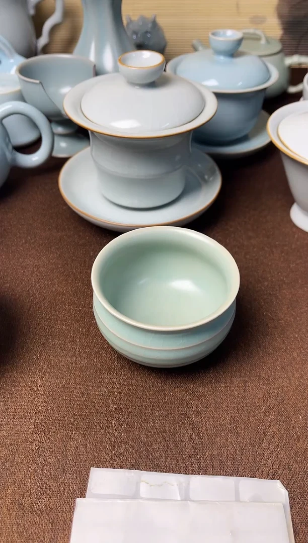 特惠品-微微瑕仿古翠绿釉纯手工玄纹钱袋杯