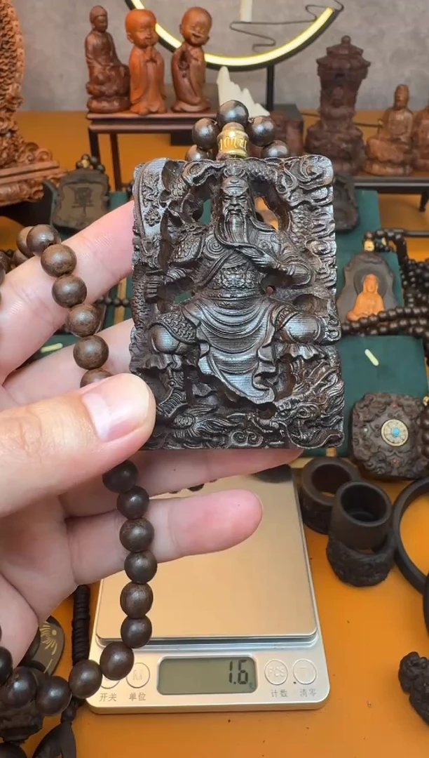 贡木吊坠 《巴布亚贡木》新品御龙立刀关公+108颗