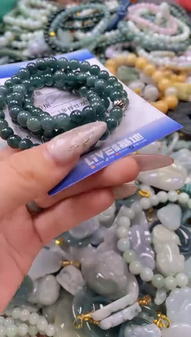 翡翠未镶嵌颈饰闪购0306501多样性发其一