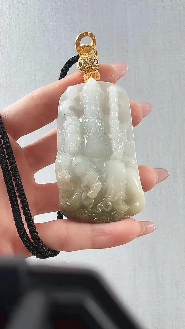 颈饰未镶嵌翡翠财神
