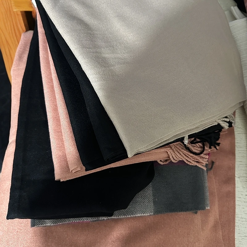 大码宽松打底衫 随机颜色随机款式