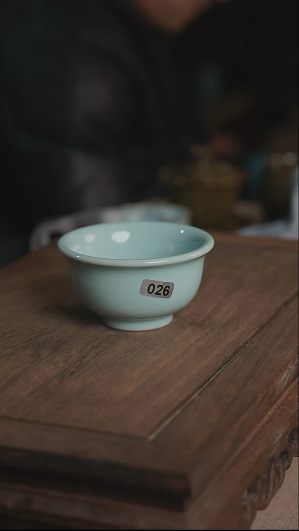 瓷片026天青厚胎压手杯微瑕介意勿拍