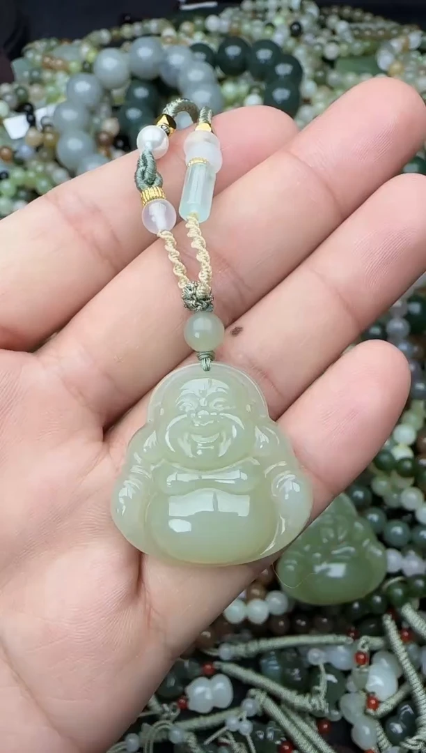 颈饰未镶嵌和田玉拍一发一