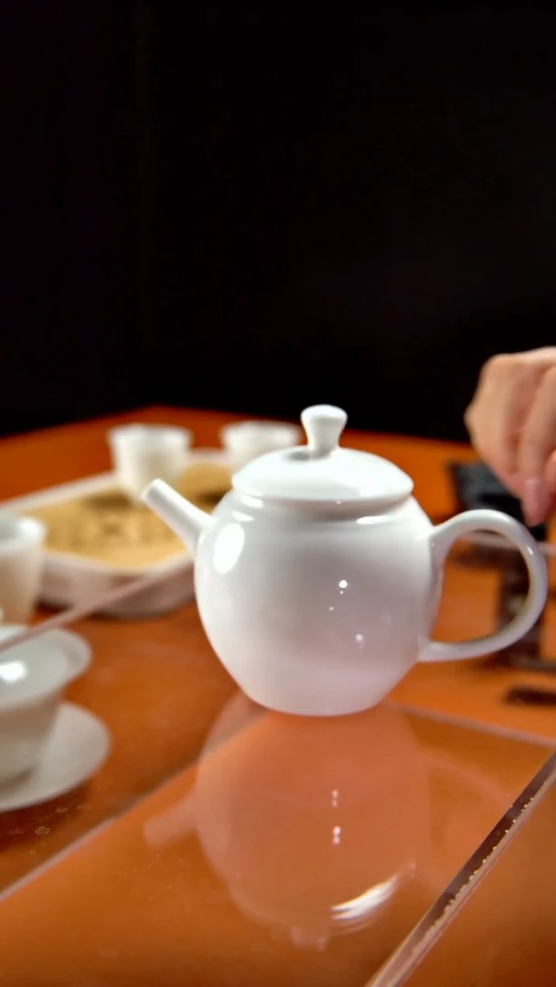 其他陶瓷《言泥陶瓷》美人壶