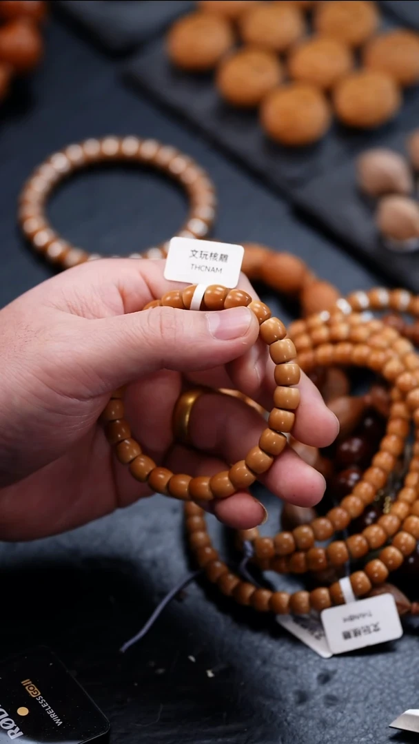 吊坠橄榄核H****煊橄榄核