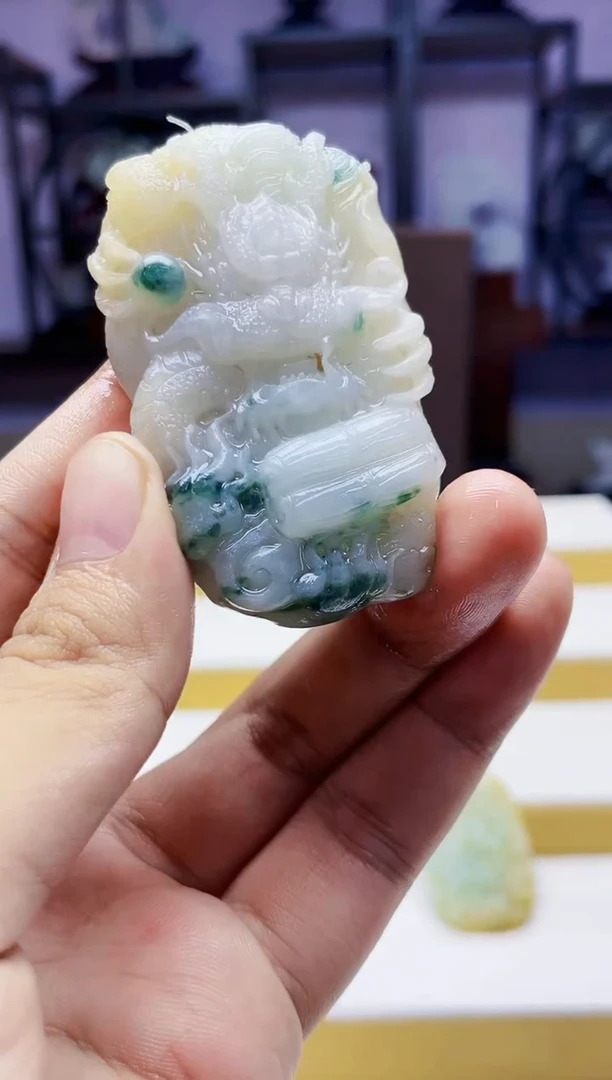 定制翡翠未镶嵌毛货06070074