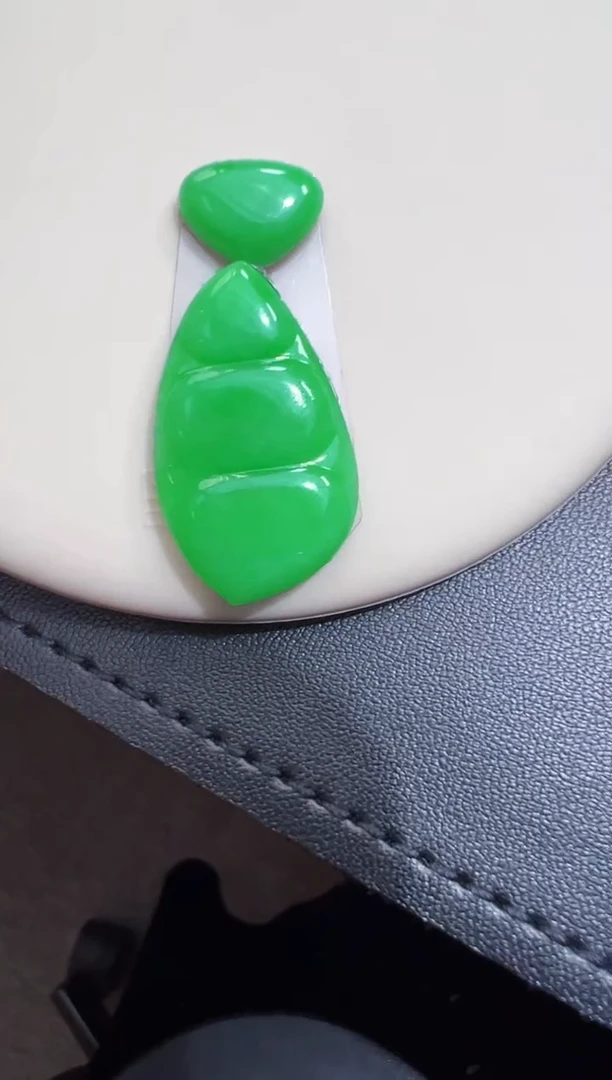 未镶嵌定制翡翠福豆