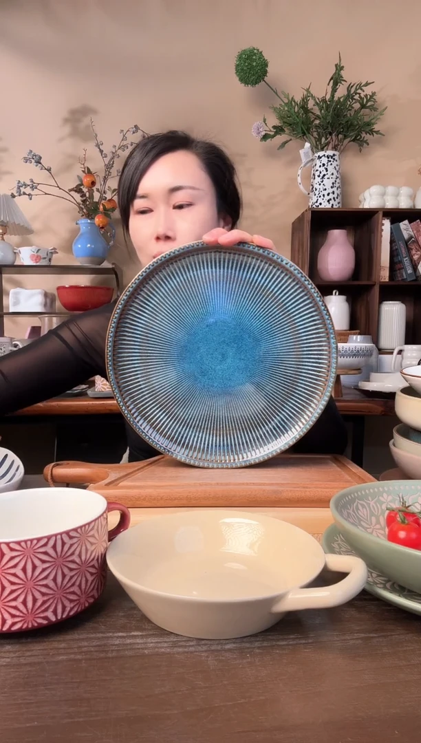 10.5英寸窑变线条大盘微瑕