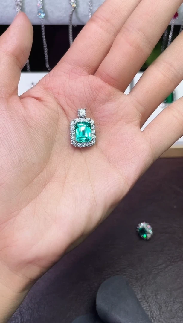 合金合成钻石帕拉伊巴吊坠