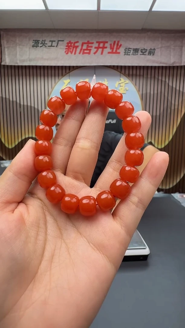 南红玛瑙手串未镶嵌008ZB0728产品一个