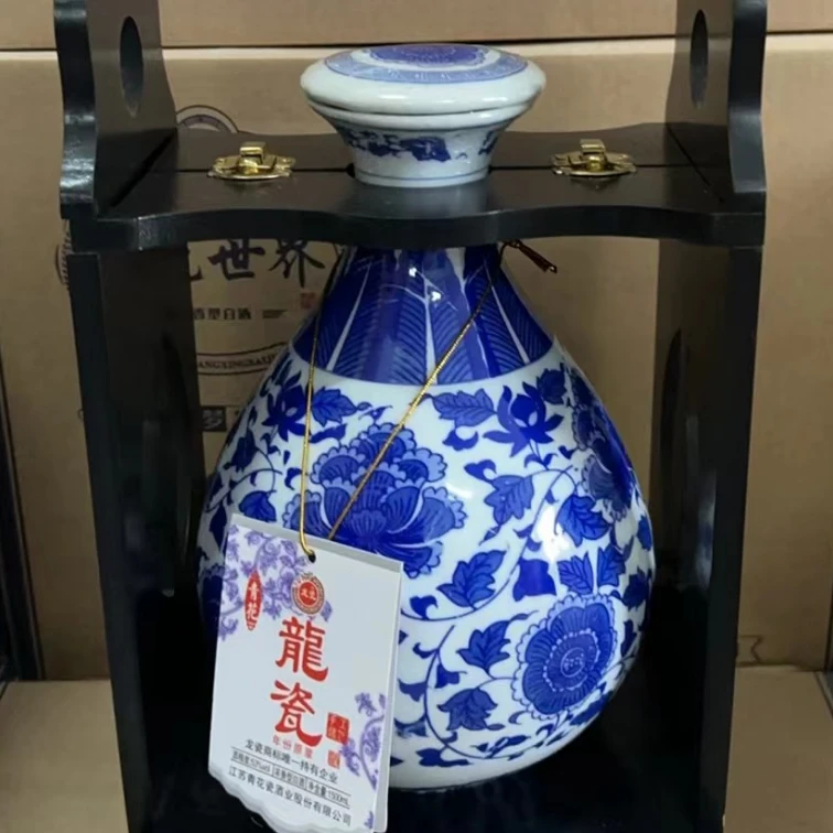 苏冠龙瓷3斤坛子酒龙瓷52度