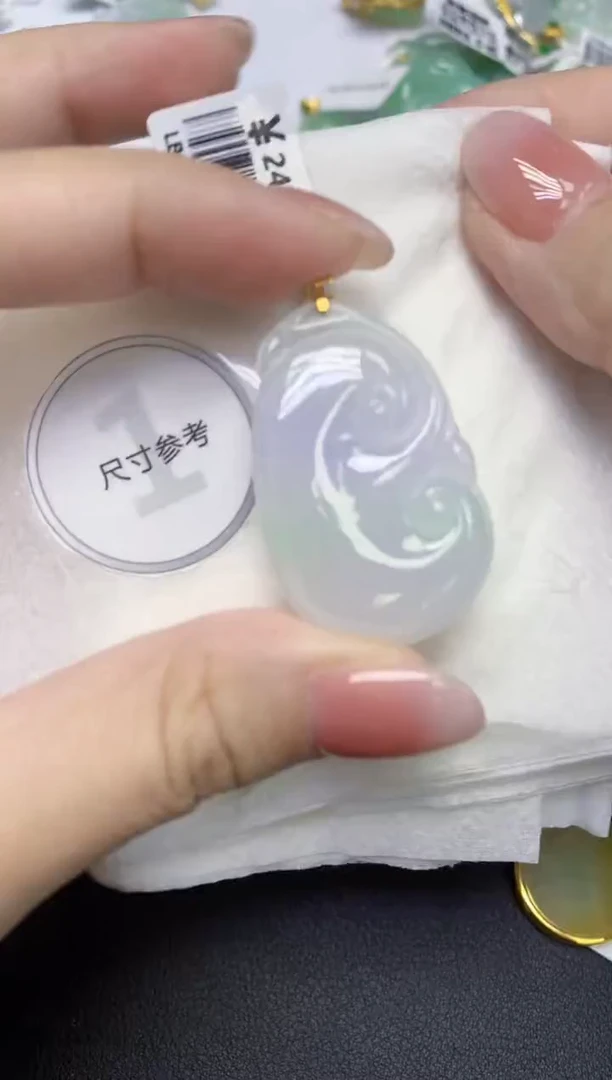 颈饰18K金镶嵌翡翠天然缅甸翡翠A货百元以上9元证书费自理