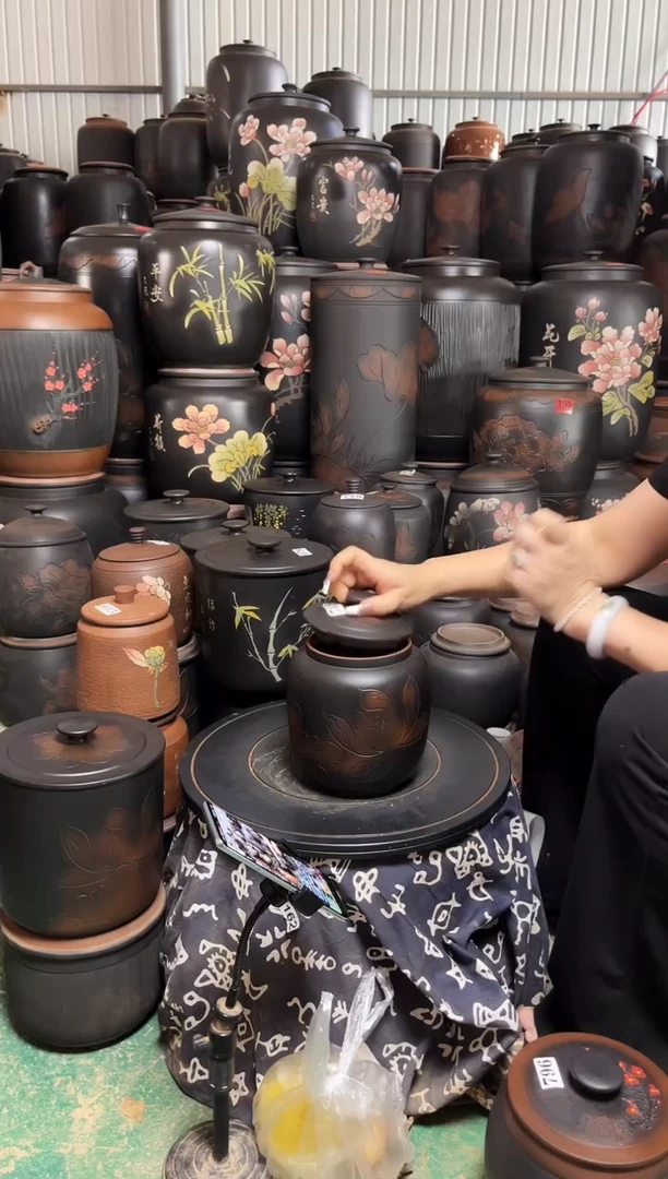 罐瑕疵茶叶罐 冬瓜荷花  743