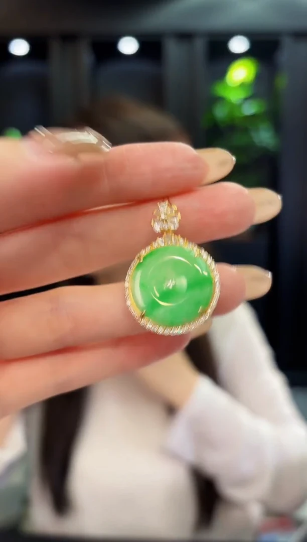 翡翠未镶嵌吊坠(不含链)缅料A货/多样性发货/一件