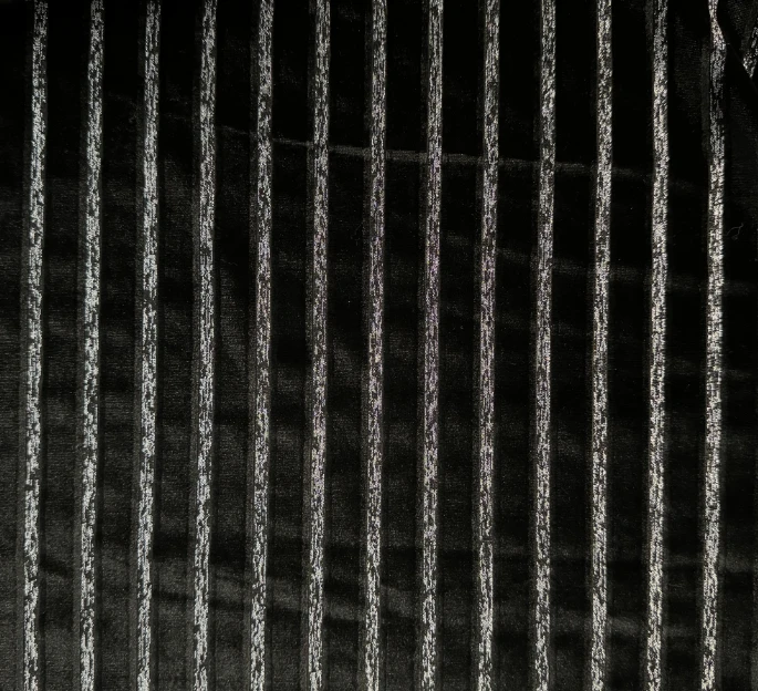 【黑色织银条纹金丝绒面料】可做打底衫连衣裙套装面料