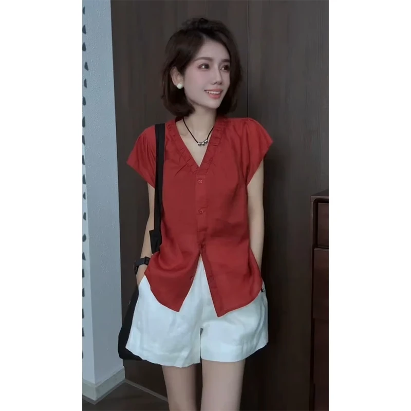 轻奢高级感女人味独特绝美漂亮大方得体小香风红色v领衬衫超好看