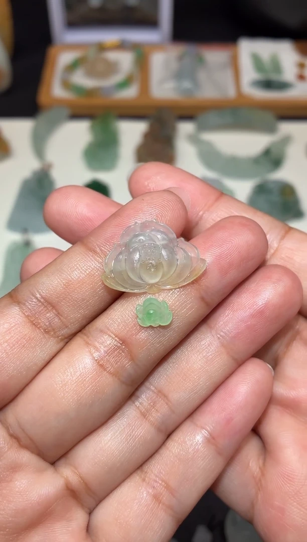 未镶嵌定制翡翠阳****瑰111