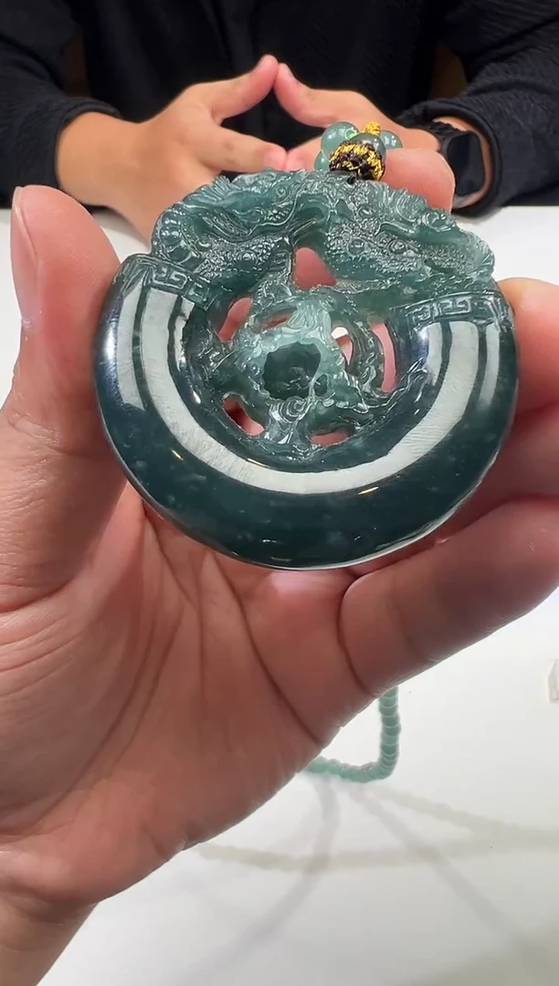 吊坠(不含链)未镶嵌翡翠龙扣