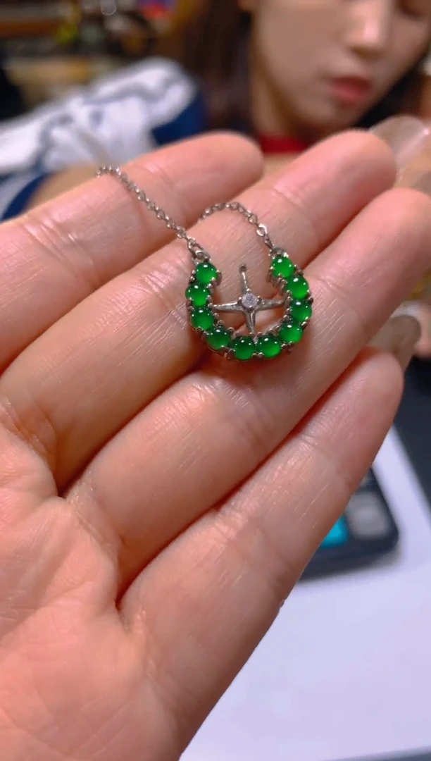 颈饰未镶嵌翡翠多样性发一