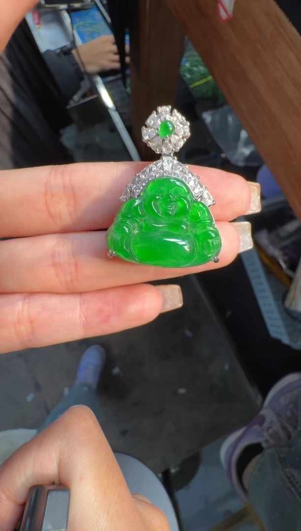 未镶嵌定制翡翠翡翠A货有轻微色差属于正常现象，佛公多样性发货1