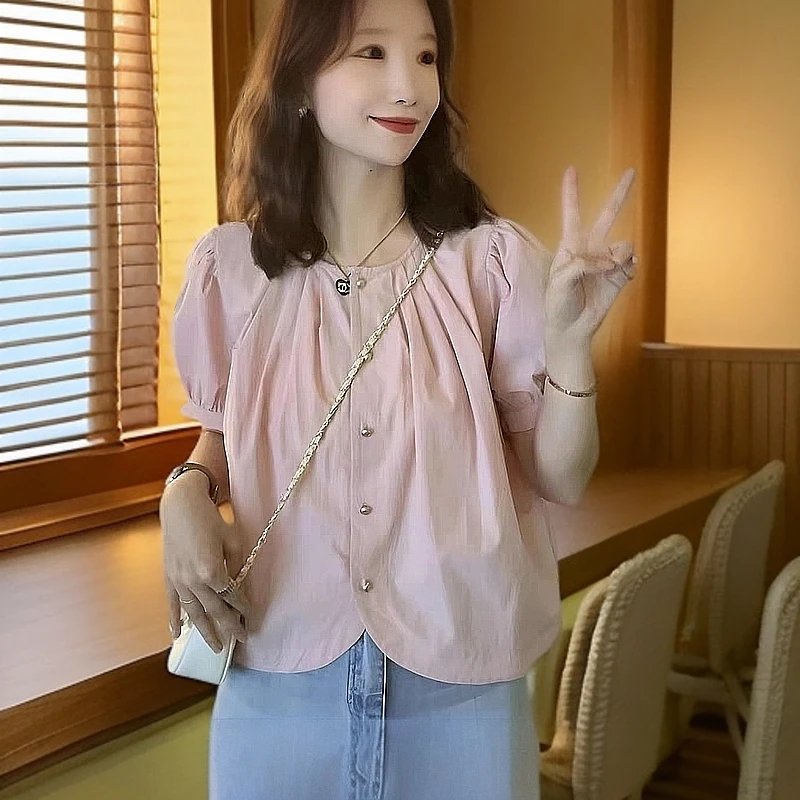 法式浪漫短袖小上衣女士2025年新款漂亮小衫夏季独特洋气圆领衬衫