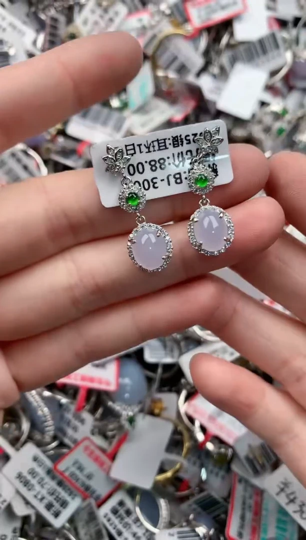 银S925镶嵌戒指翡翠666      9