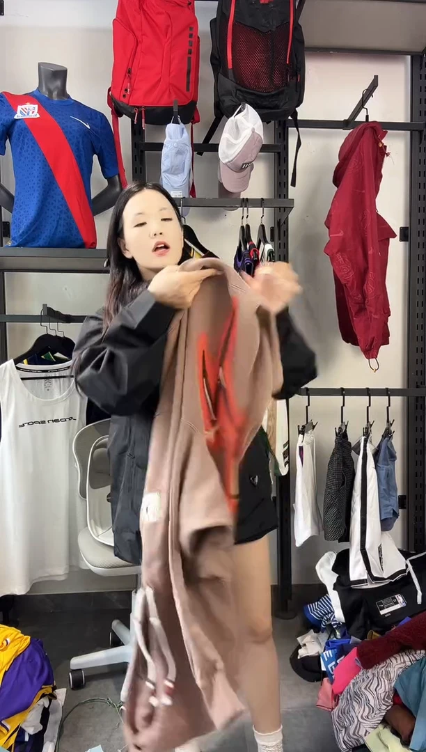 383编码 瑕疵款直播间过款为准 尺码M