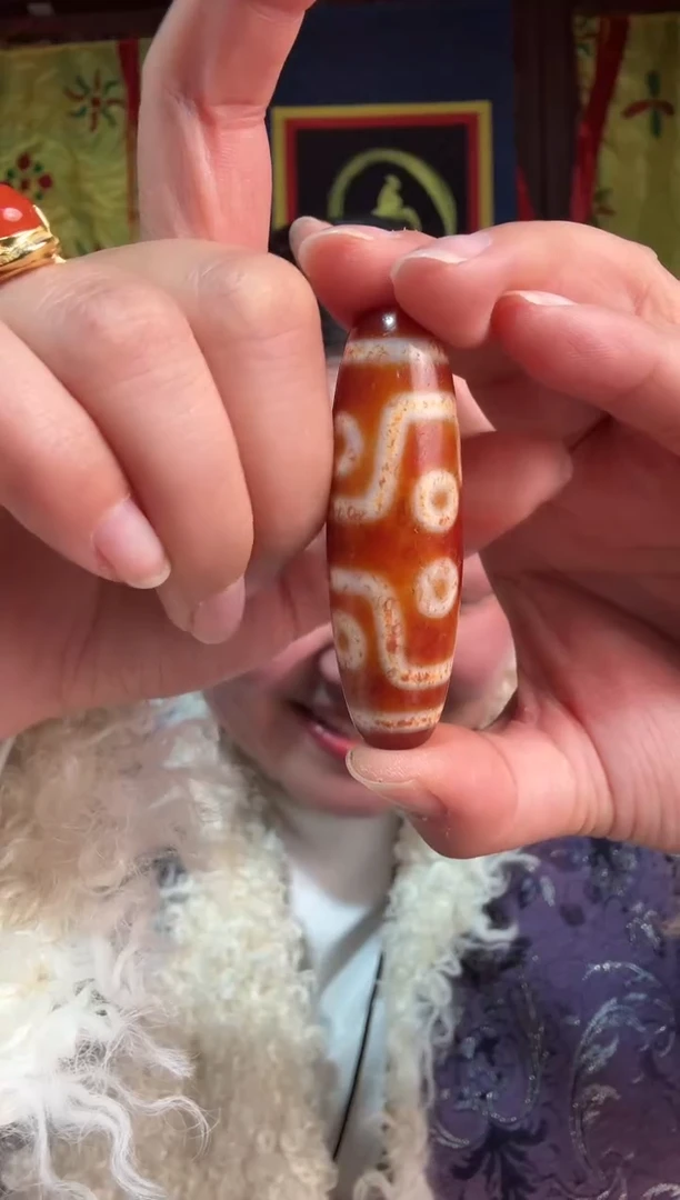 无非金属藏地红肉7眼古珠