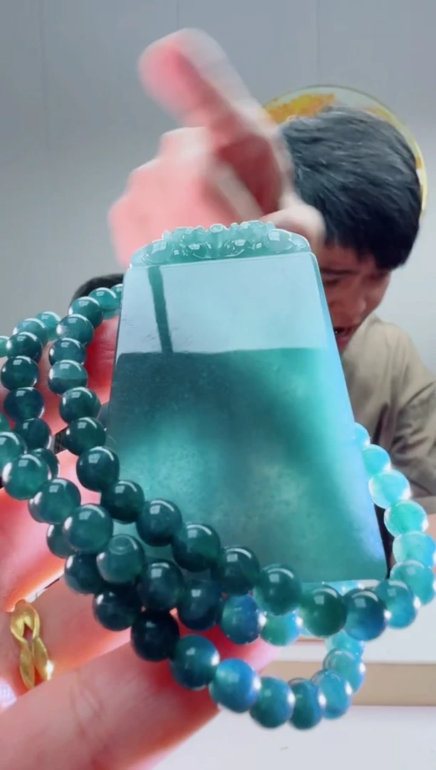 翡翠未镶嵌颈饰多样性随机发其一