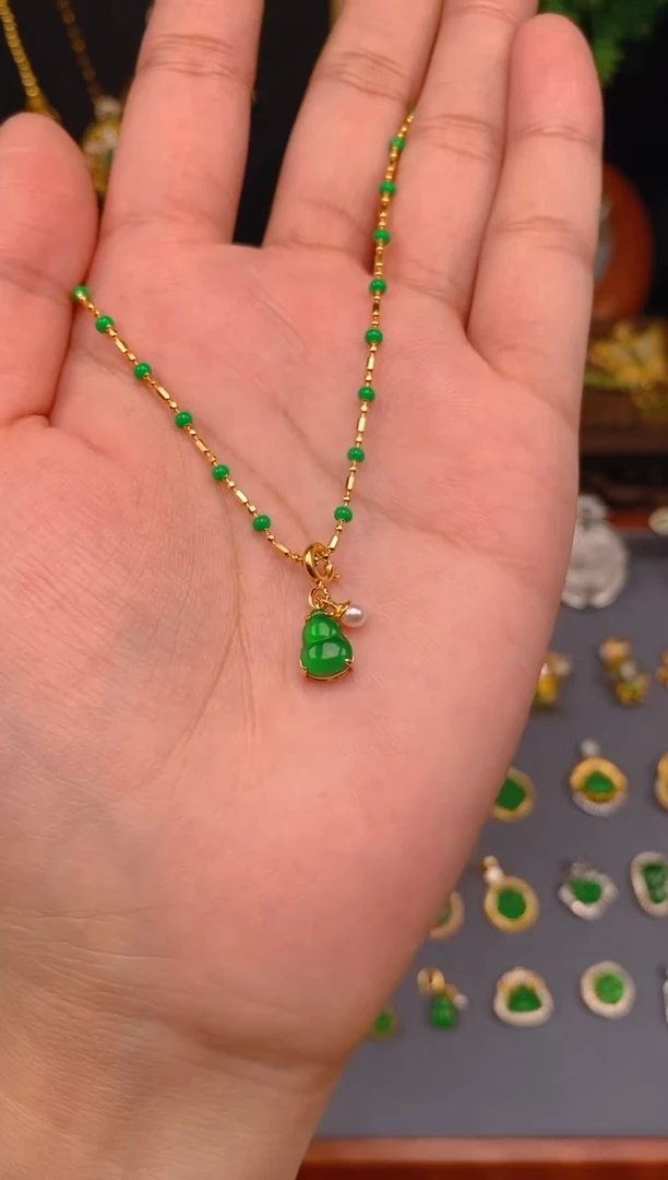 【闪购商品】翡翠吊坠(不含链)银S925镶嵌葫芦万能扣