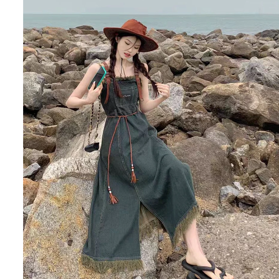 度假风复古牛仔背带连衣裙水洗毛边