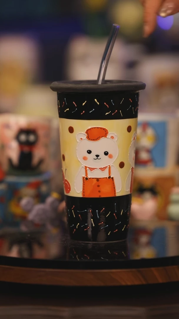 【闪购商品】摆件景德镇釉下彩绘设计师款式陶瓷