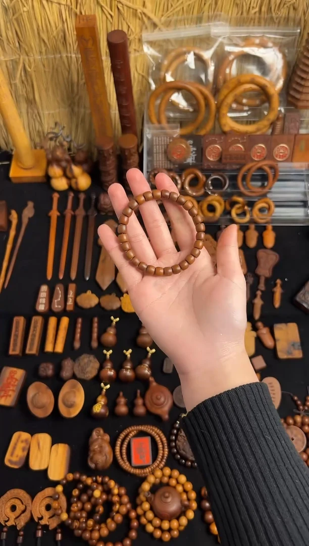 【闪购商品】木雷击枣木 0.8 桶珠手串 