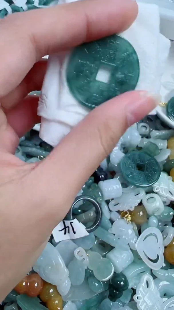 散珠翡翠241号链接，A货翡翠