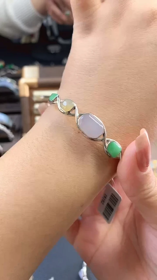 颈饰银S925镶嵌翡翠18102