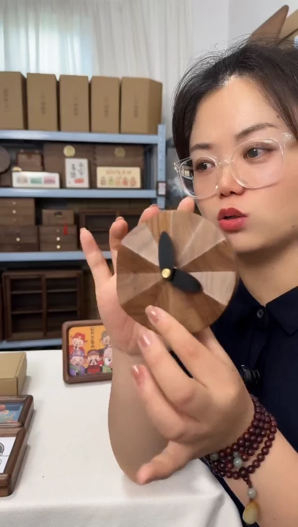 木孤品特价北美黑胡桃实木钟表摆件