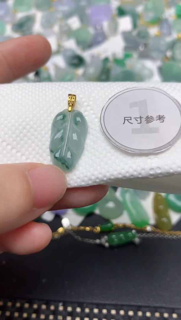 颈饰未镶嵌翡翠天然缅甸A货翡翠