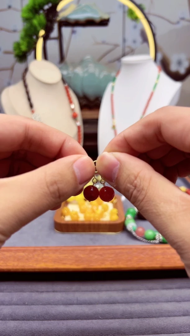 【闪购商品】翡翠耳饰14K金镶嵌E386``````